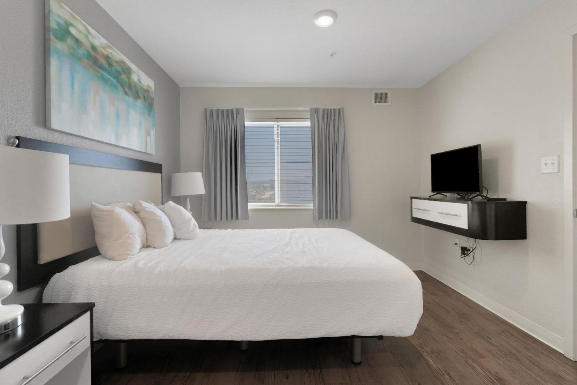 Simplicity At The Rim 1408 I Comfy 2 Bed 2 Bath San Antonio